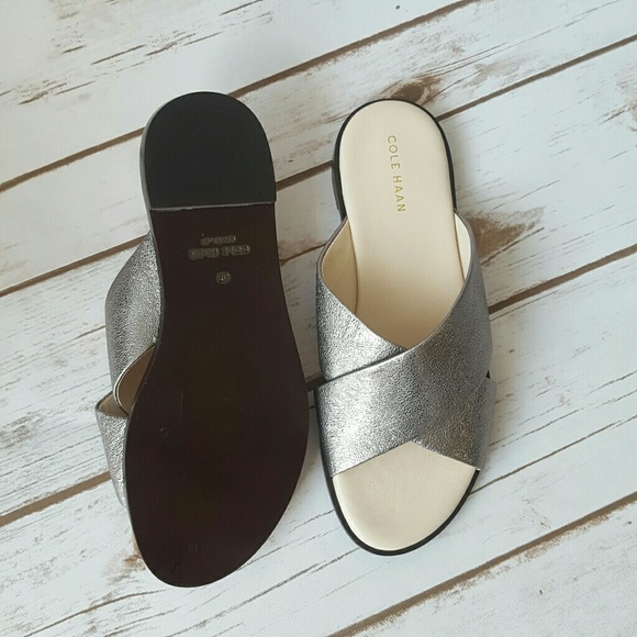 *NEW*  COLE HAAN Anica Crisscross Sandal - Picture 2 of 3